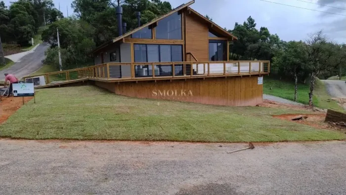 Linda casa alto padrao a venda na Serra Catarinense- Rancho Queimado