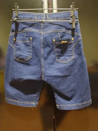 SHORT JEANS FEMININO tamanho 40
