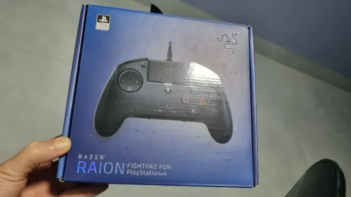 Controle Razer Raion Fightpad for PS4-PS5 Fighting Game
