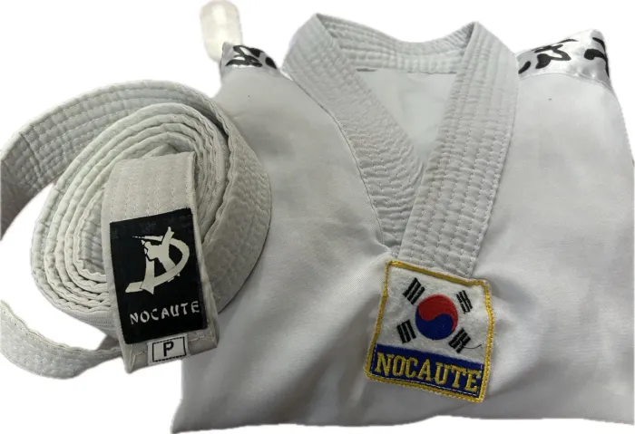 Dobok/Kimono para Taekwondo NOCAUTE