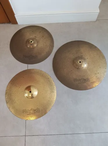 ## Set de pratos para bateria Orion Twister Playtech hi hat 14 e crash 16, ótimos, barato!