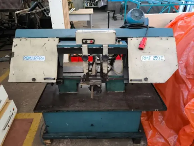 Serra Fita Horizontal Romarfra - Industrial | Excelente Estado | Pronta para Uso