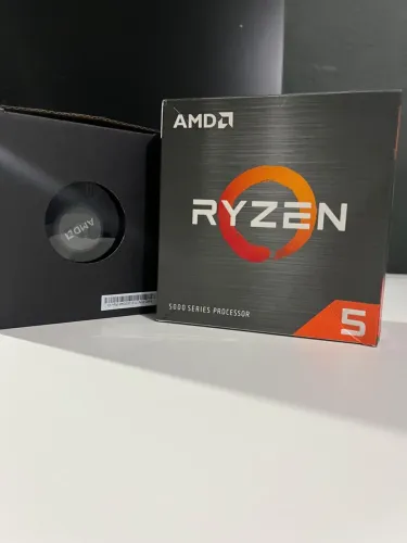 Ryzen 5 5600 1 mês de uso novíssimo