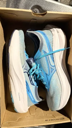 Mizuno one Base seminovo 41