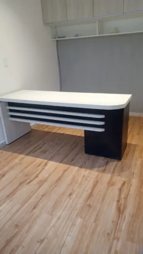 Mesa de escritório 