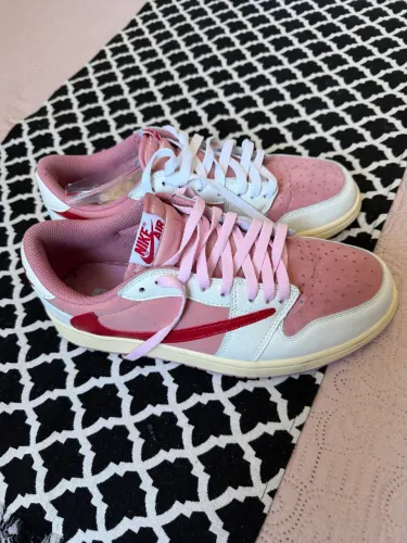 JORDAN LOW TRAVIS SCOTT TROPICAL PINK RARIDADE