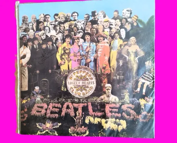 LP Vinil "THE BEATLES" Sgt PEPPERS - Lonely Hearts - CLUB BAND 1967 Odeon + fotos do album