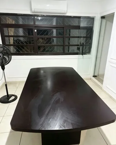 Mesa para reuniões