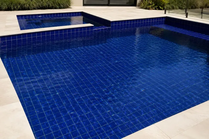 Pastilha Para Piscinas Azul Selenio 10x10 - Atlas