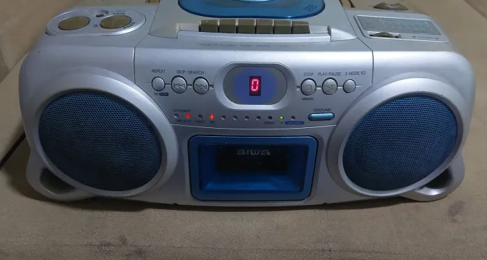 CD Player AIWA CSD-A220 rádio toca fita som antigo boombox tape deck funcionando