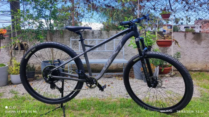 Bicicleta aro 29 WEST 12velocidades Deore ( TUBELESS)