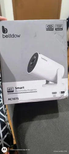 Projector multimidia 