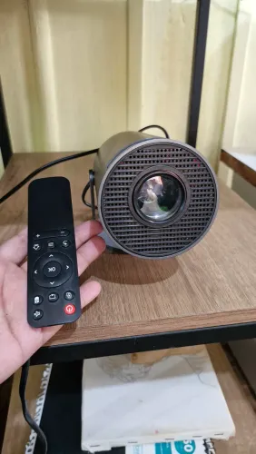 Projetor de tela HY300-A