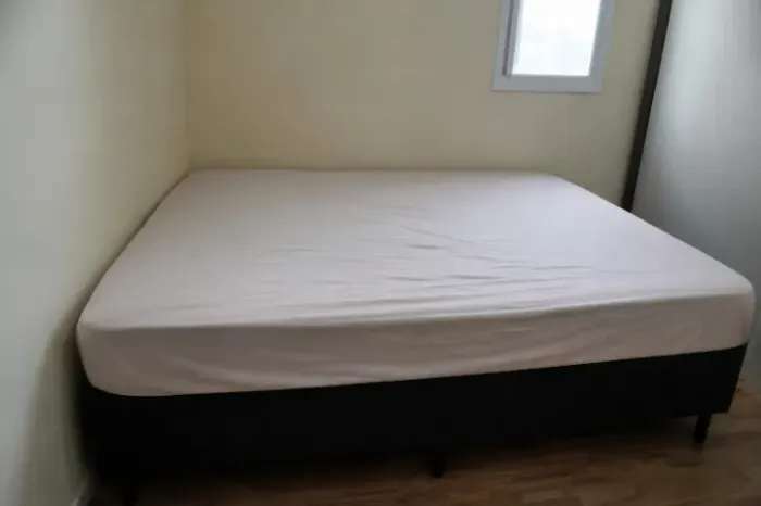 Cama box + colchão