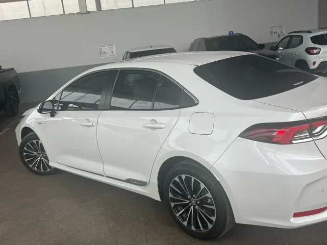 Toyota Corolla Altis Prem. Hybrid 1.8 Flex AUT 2025