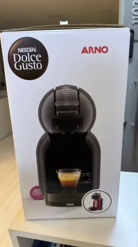Cafeteira Nestle Dolce Gusto nova!