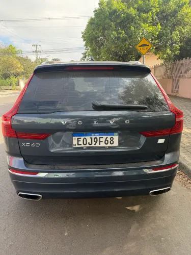 Volvo XC-60 XC 60 T-8 Híbrido Momentum 2.0 5P 2021