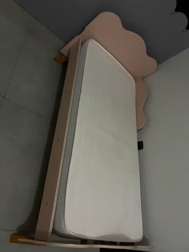Cama infantil menina