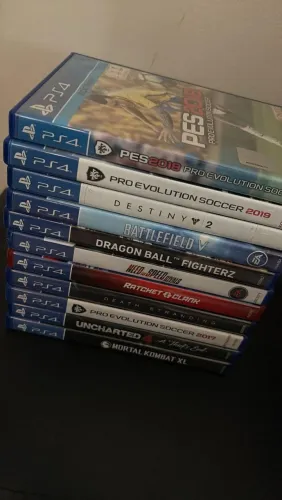 Lote 11 jogos PS4 Jogos Mídia Física Aceitamos OLX PAY 