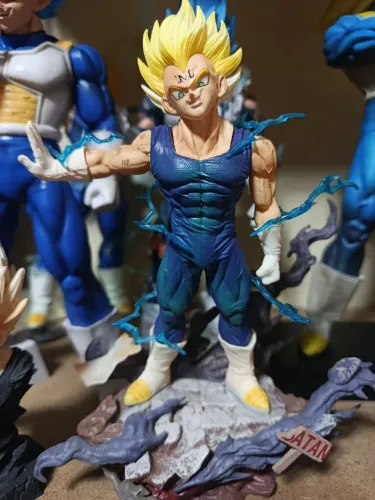 Majin Vegeta Diorama + Busto 23cm Figure 
