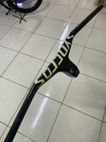Guidão Integrado Carbono Syncros