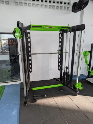 Vendo Studio completo um ano de uso .
