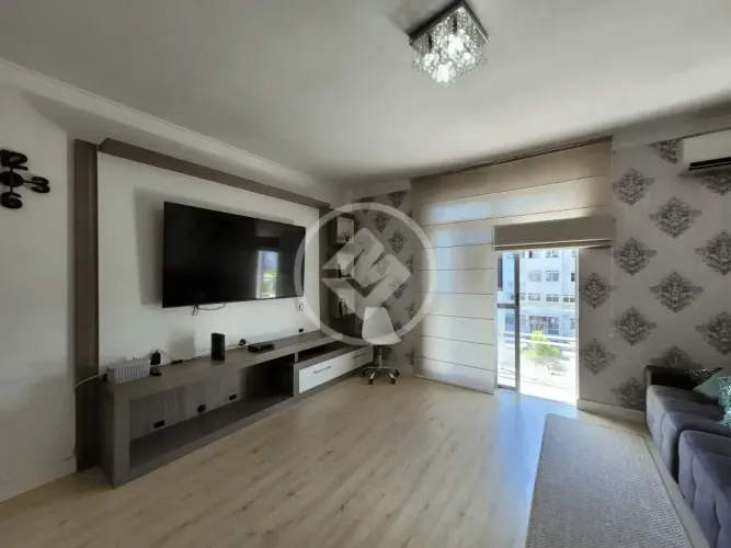 MC_APARTAMENTO 3 QUARTOS SENDO 1 SUÍTE, 2 VAGAS DE GARAGEM C/ 84M2. NO BAIRRO CAPOEIRAS FL