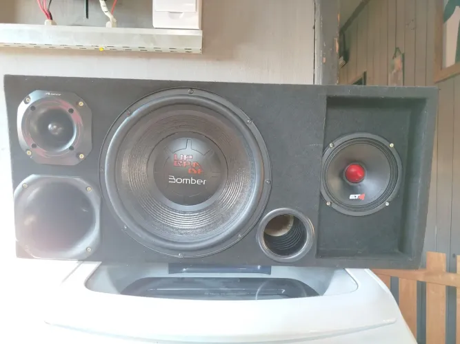 Vendo ou troco som automotivo