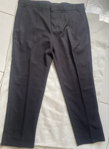 Calça social TAM 50/52 super nova
