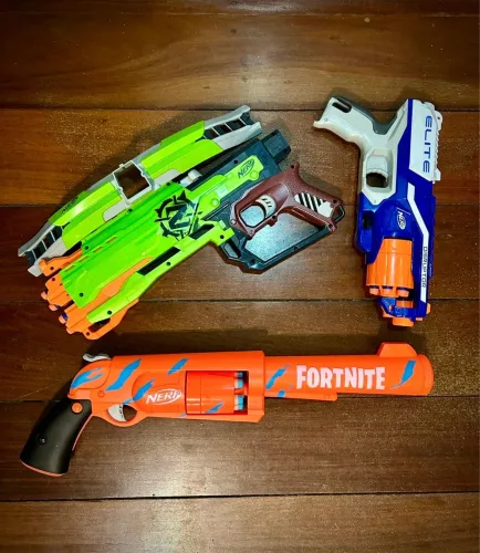 Kit Nerf Original 3 Peças com Dardos - Pouco Usadas