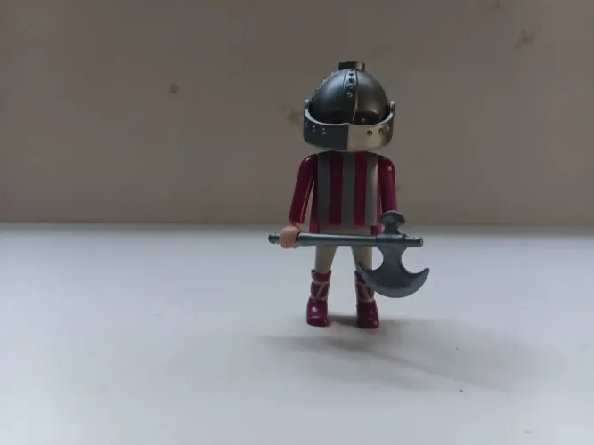 Playmobil guerreiro medieval com acessórios (5)