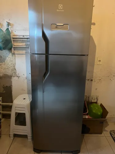 Geladeira Electrolux 371 Litros