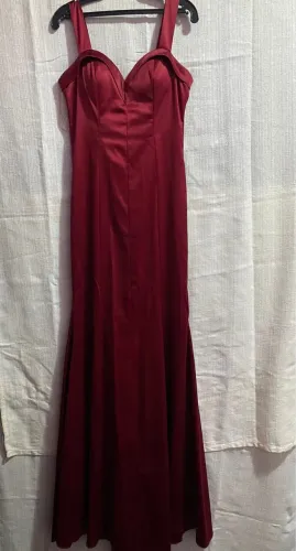 Vestido de festa Marsala!
