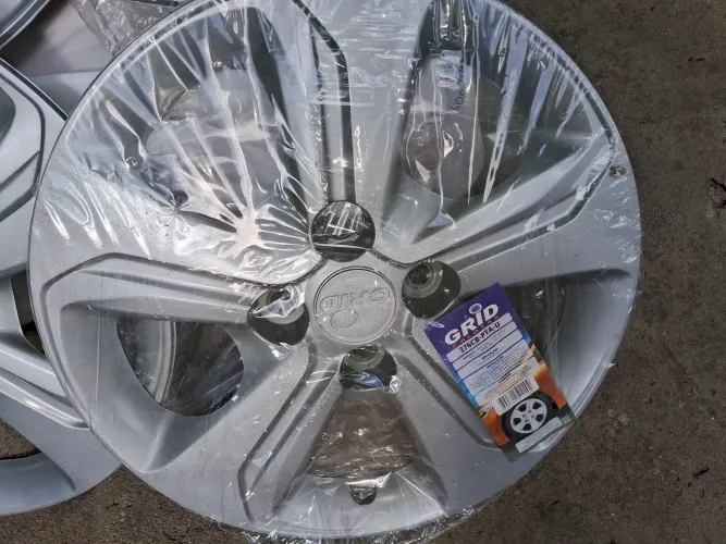 Calotas p/ Onix e outros .