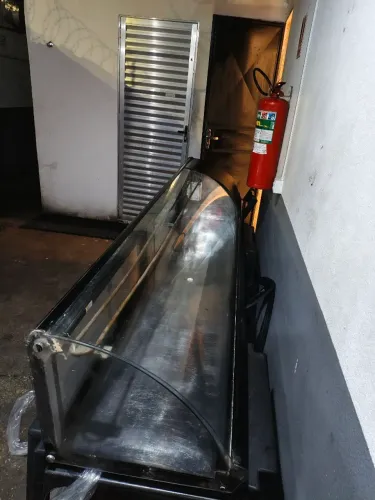 Vitrine Refrigerada Expositora