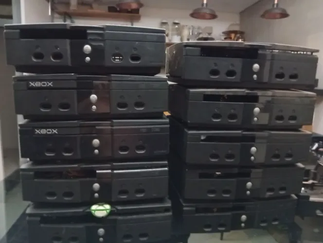 Sucatas Xbox clássico