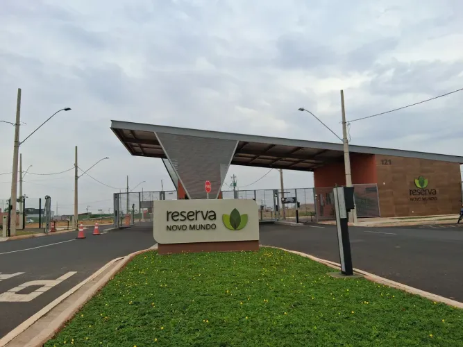 Vendo Terreno Condomínio fechado Reserva Novo Mundo, Bairro Novo Mundo - Uberlândia - MG