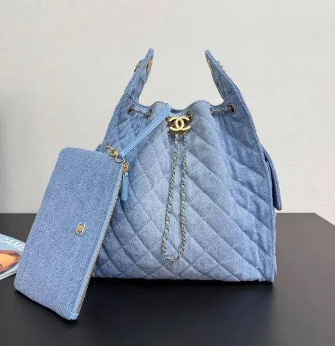 Bolsa Chanel jeans nova com caixa dust
