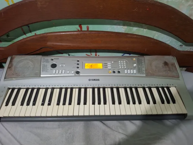 Yamaha psr-E313
