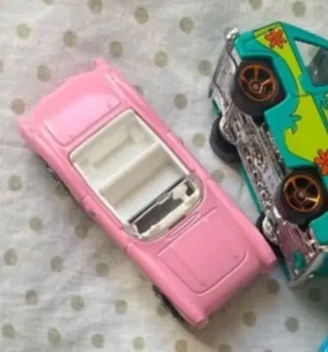 Hotwheels Barbie 