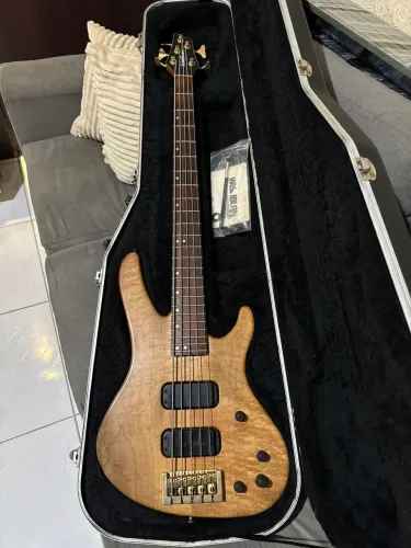 BAIXO WASHBURN BANTAM XB 925 AMERICANO ? UMA VERDADEIRA RELÍQUIA O MAIS NOVO DO BRASIL