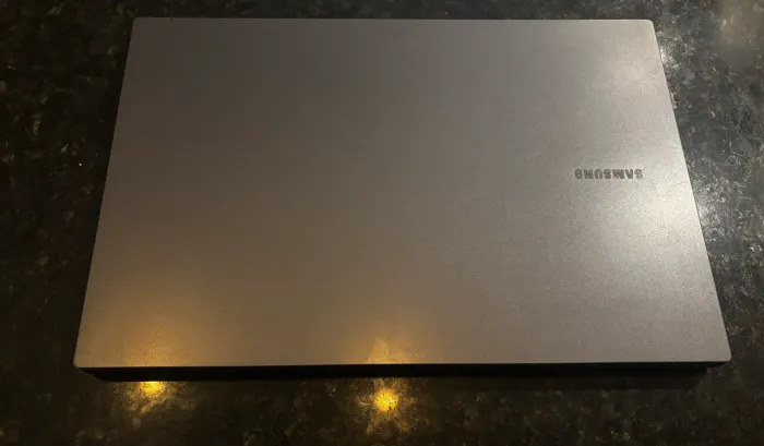 Notebook Samsung Book - Intel Core i5 11° Geração 8GB RAM SSD 256GB Tela 15.6" Full HD