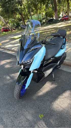 X-Max 250 2023 Cor única