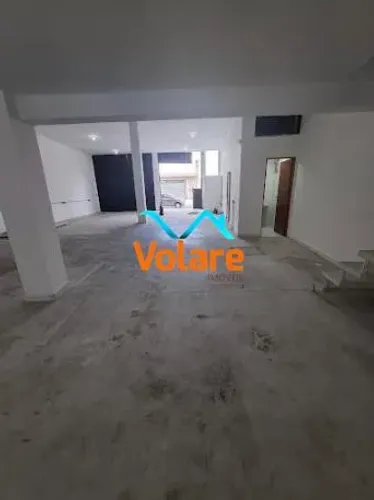 Galpão Industrial para Aluguel em Alto de Santa Lúcia, Carapicuíba, SP - Localização Estra