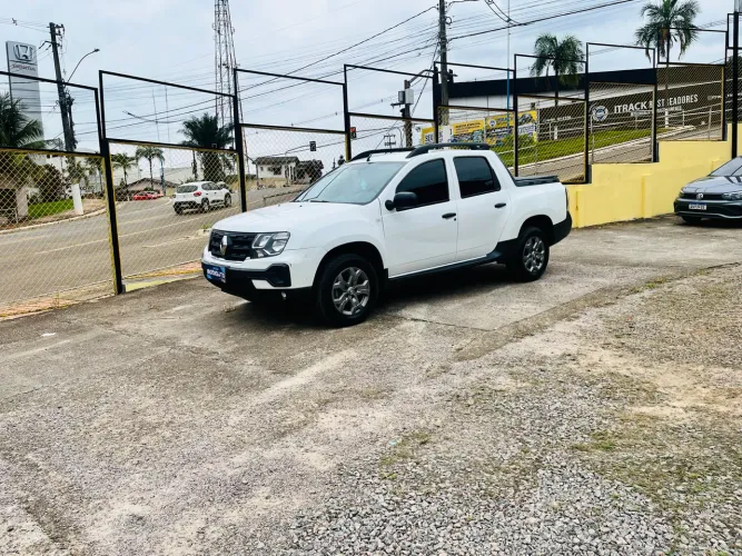 Renault Duster Oroch Intense 1.6 Flex 16V Mec. 2023