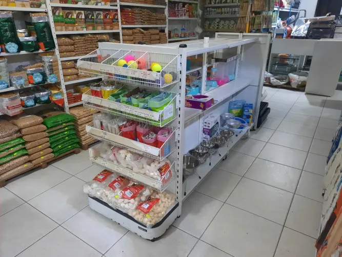 Gôndolas e prateleiras