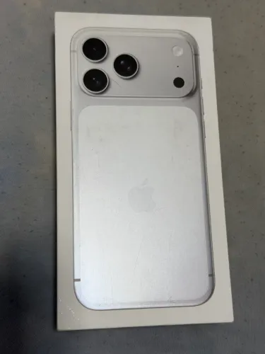 iPhone 17 pro Max