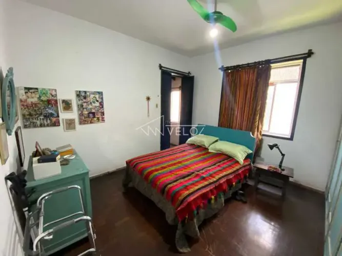 Casa de rua - Duplex / Residencial / Gávea
