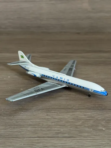 Miniatura em metal Caravelle VARIG escala 1:200