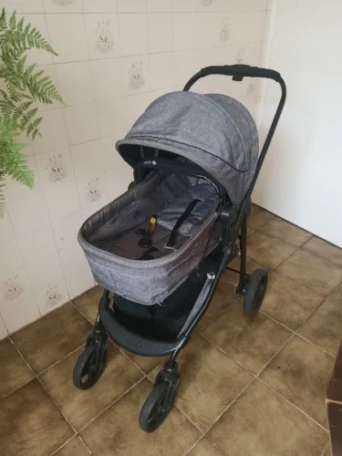 Carrinho de bebê Galzerano